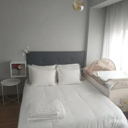 Apartment 3 Bedrooms With Balcony And Wifi At 2 Km Away From The Beach