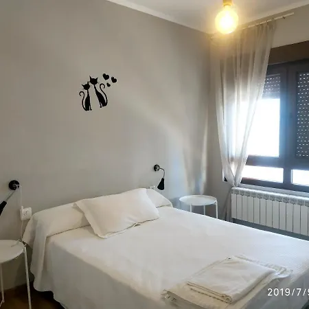 3 Bedrooms With Balcony And Wifi At 2 Km Away From The Beach Apartment *